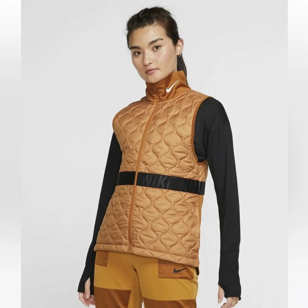 Nike Vest - Picture 1 of 6